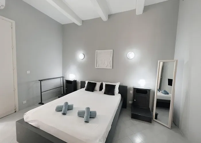 Charm El Malta - Spacious 1br Διαμέρισμα *
