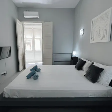 Charm El Malta - Spacious 1br Valeta