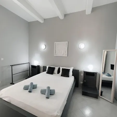 Charm El Malta - Spacious 1br Apartment *